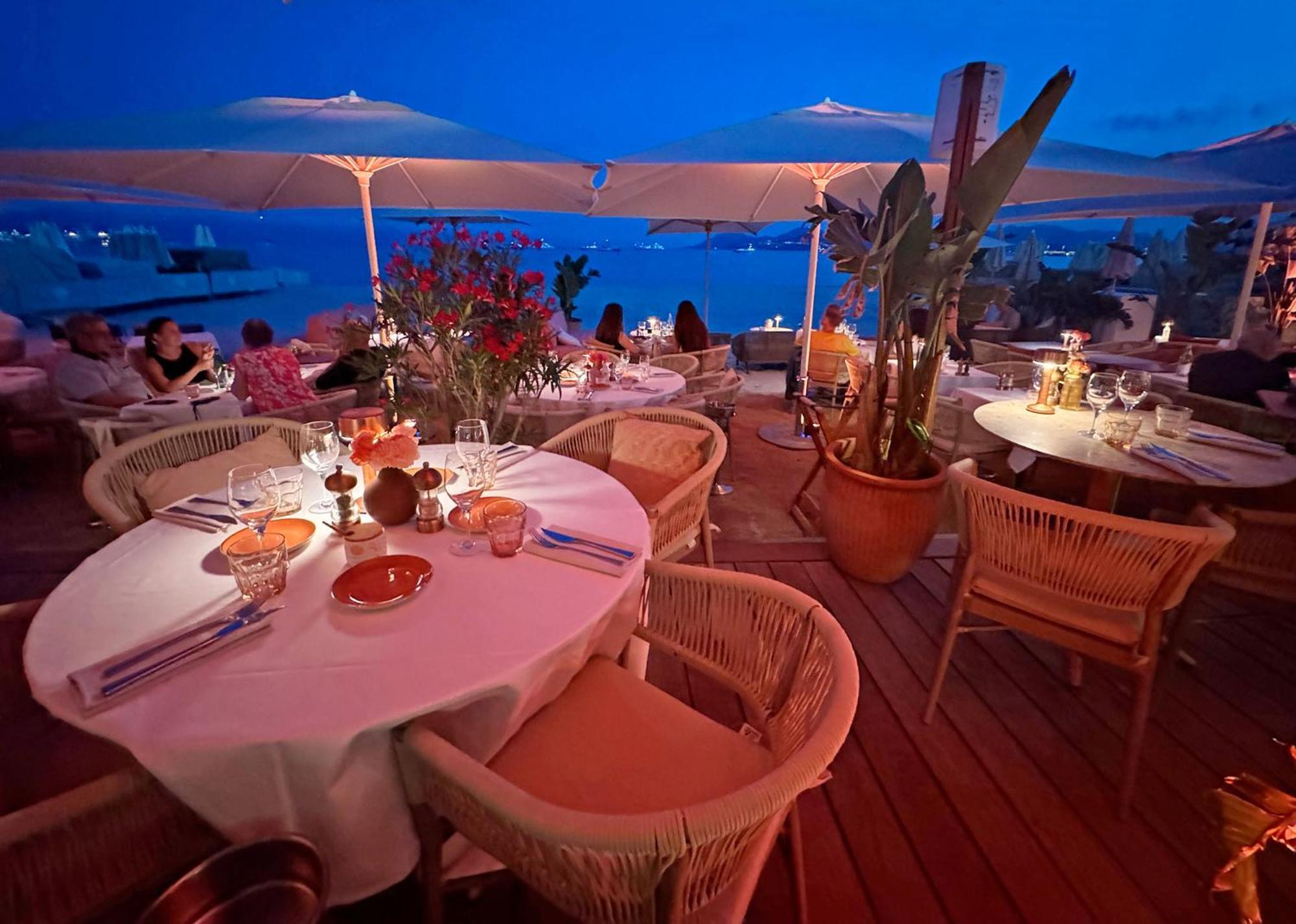 Luxury Family 2Br - Prime Location, Walk To Beach & Shopping, Sunny Balcony - Totolulu Cannes Hoche מראה חיצוני תמונה